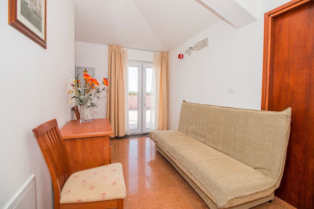 Hotel Hygge Biograd Na Moru Exterior foto